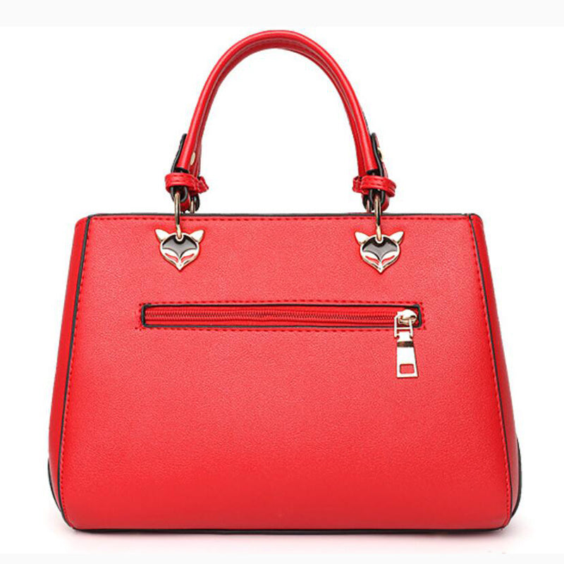 Luxury Women Hairball Ornaments Totes Patchwork Handbag.