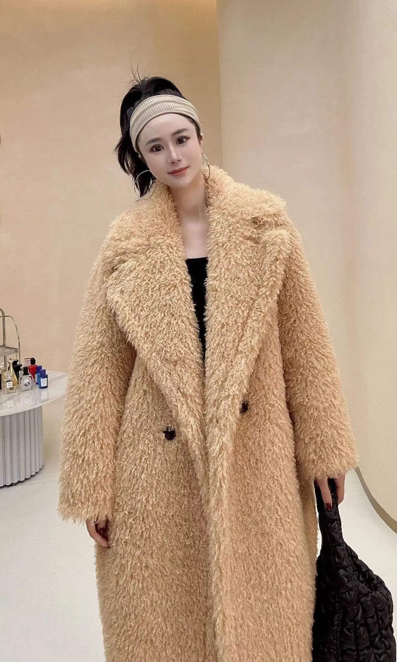 Luxury Women Faux Fur Winter Coats. Comfortable warmed Outerwear, Open Front Long Cardigan Jacket.