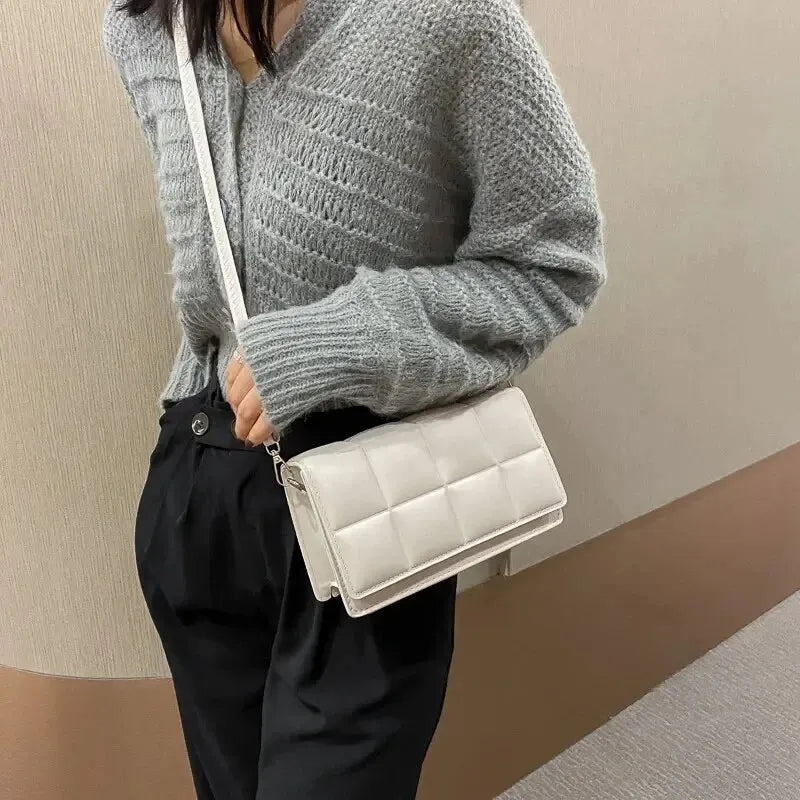 A Leather Brand Designer’s Women Shoulder Bag. Small PU Female Crossbody Bag, Trendy Classic Handle Ladies Handbag