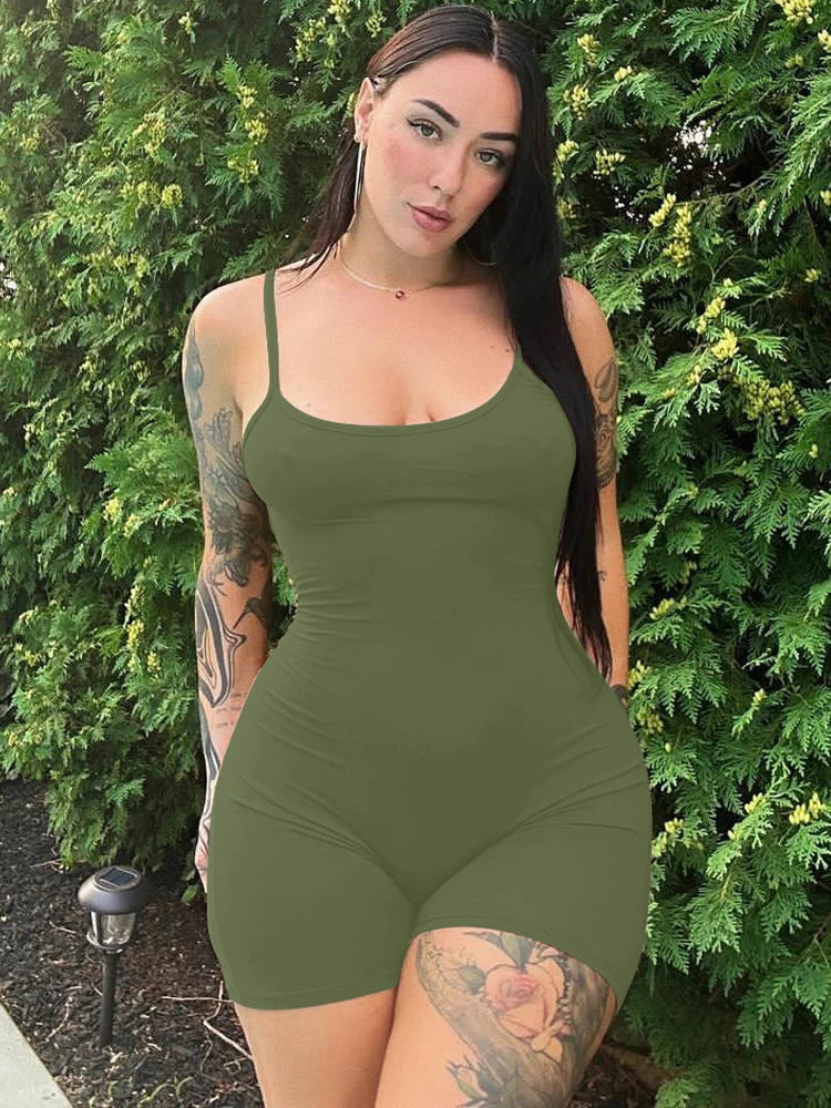 Hugcitar Solid Sleeveless Backless Ruched Sexy Bodycon Skinny Slips One Piece Playsuit Fall Women Vacation Rave Outfits Romper