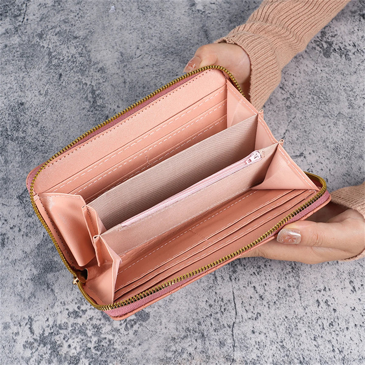 New Wallet, Korean cute long coin purse. Large capacity, lady multi-card zipper.