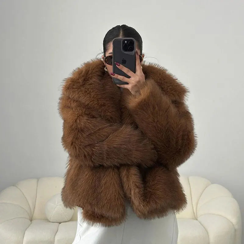 Luxury Faux Fur Jacket. Women's Loose Long-sleeved Coat Toka Fox Fur