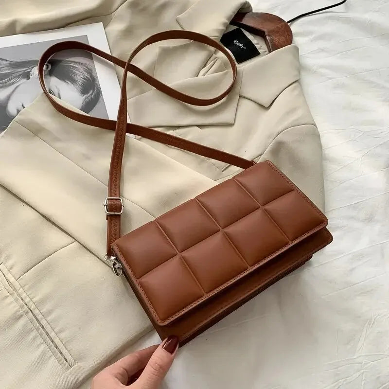 A Leather Brand Designer’s Women Shoulder Bag. Small PU Female Crossbody Bag, Trendy Classic Handle Ladies Handbag