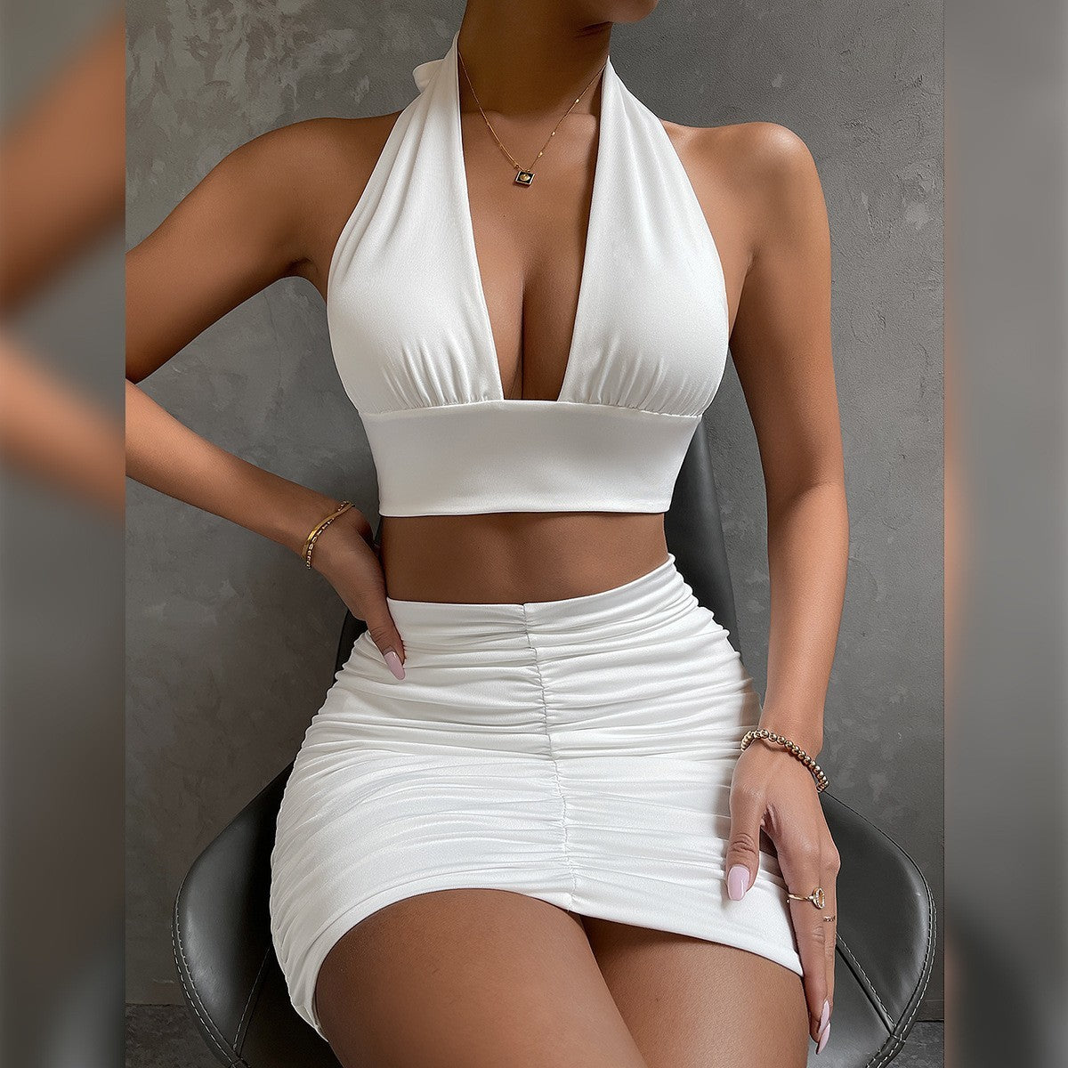 2 piece Dress Suits For Women. Halter Lace-up Hip Top and Pleated Hip-covering Skirt